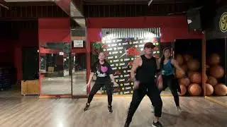 PISCINA - ZUMBA