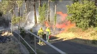 Forest fires continue to flare up in Spain