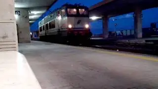 E656 059 + Aln.668 serie 3000 presso Catania C.le