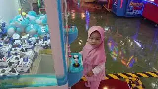 adiba main ke FunWorld csb mall cirebon😍🤗