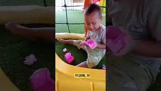 Playground THD: play some chair toys