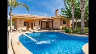 ESPECTACULAR CHALET DE LUJO EN UNA DE LAS MEJORES ZONAS DE ALICANTE