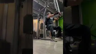 Machine Pec Deck Fly For Chest!!