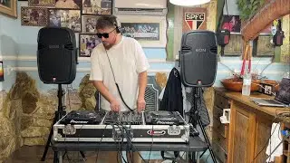 JONATAS C BARBER HOUSE LIVE