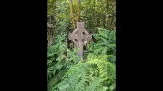 Highgate Cemetery walk through - West End