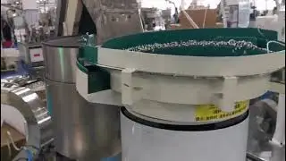 360 degree aerosol spray valve