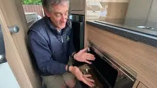 How to use a Dometic grill oven