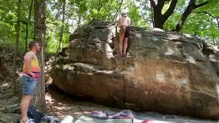 Muzzle Loader V1 - Old Wauhatchie / St. Elmo - Chattanooga, TN Bouldering