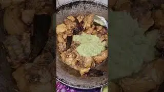 Palak chicken ek bna ke jarur try kare 