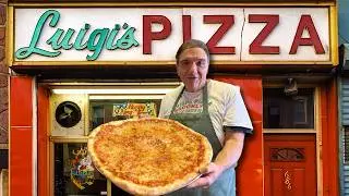 В Luigi's Pizza по-прежнему подают лучший классический нью-йоркский ломтик пиццы