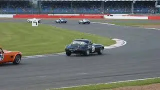 FIRST LAP OF INNES IRELAND TROPHY FOR GT & SPORTS CARS