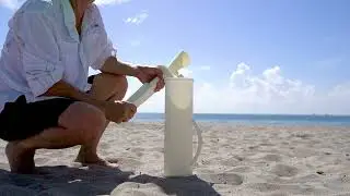 Sandbadger in bucket