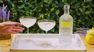 Spring Cocktail Recipe | Lavender Lemon Drop Martini | Perfect Vodka drink for Spring
