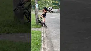 Broma de la bici sorpresa 😹😹😹 #bromas #video