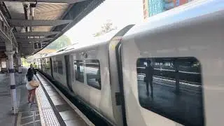 700042 class 700 leaving bromley south with a 2 tone depot whistle