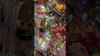 Houdini Pinball back left ball locks