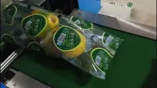 automatic flow packing machine for food fruits #flowpackmachine