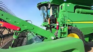 2024 John Deere HD40F Hinged Flex Draper - 40FT | For Sale | Kucera Retirement
