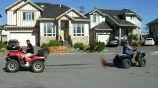2008 Kawasaki Brute Force 750 vs 2008 Suzuki King Quad 750 ( TAG O WAR)
