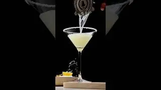 #shorts | Limoncello Lemon Drop Cocktail Recipe | 🍋
