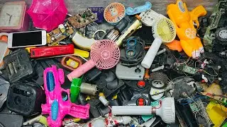 Breaking and opening toys 🚚🚒🏎️ DIY dc fan,light,dc motor,3.7v battery,and more electronics 