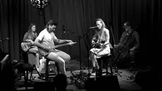 Somewhere In Between - Wildflower (Live at Hotel Cafe)