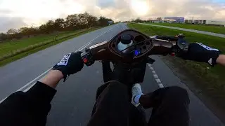 Vælter bagover på Joggen og fikser den igen