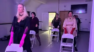 Burlesque Glove Removal Tutorial
