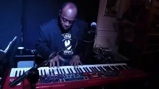 JEFFREY YOUNG BAND feat. MARCUS EATON - Variations on I feel fine