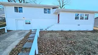 706 Woods Drive, Chattanooga, TN Presented by Rolanda Pullen Daniel.