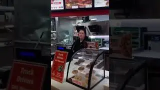 Chef goes nuts after client orders food 1 minute before closing