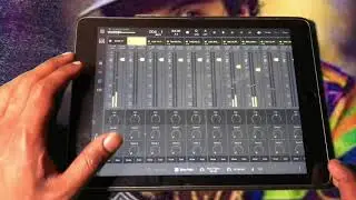 Making a J Balvin Type Beat made with Beatmaker 3 / LSOBEATS [Raw Footage]