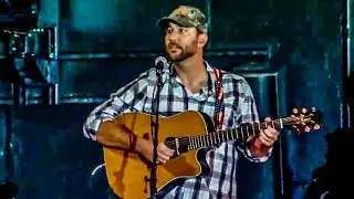 Adam Wainwright Sings 