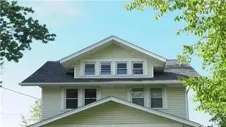 2815 Vera Pl Northwest, Canton, OH Presented by Glenda S. Willis.
