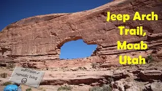 Best Hikes near Moab, UT//Jeep Arch Trail near Moab, Utah