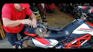 sw-motech tail bag custom mount Ducati hypermotard 950 SP