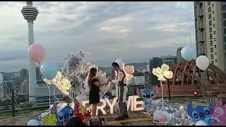 (24.12.23) Marriage proposal at heli Lounge Bar