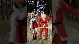 YEŞİN RESMİ NOEL ANNE
