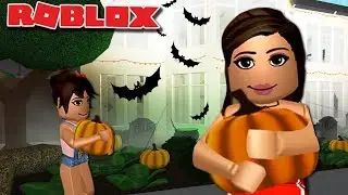 DECORATING OUR HOUSE FOR HALLOWEEN | Bloxburg Family | Roblox Roleplay