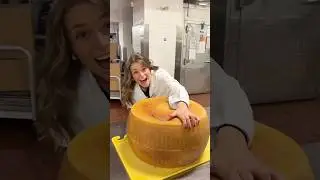 Вот КАК Разрезают ТВЕРДЫЙ Сыр Пармезан #факты