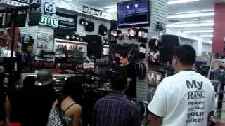 DJ Faust and Shortee at IHOMI - Rane Scratch Live (part 2)