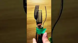 &ldquo;Genius Tool to Install a Light Bulb in Seconds! 🔧💡&rdquo;