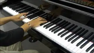 ピアノで「glow」 