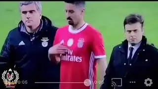 Andr&eacute; Almeida lindo no est&aacute;dio do drag&atilde;o tripeiros piu piu