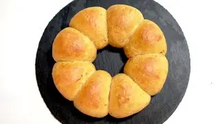 Tomato Bread with Tomato🍅, Basil 🍃and Mozzarella Cheese🧀️|Pizza Bread|KitchenAid|Goodcookingideas