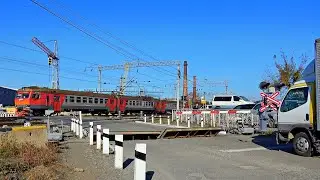 RailWay. Russian Railway Crossing. Train ED9T/Проезд железнодорожного переезда на Океанской