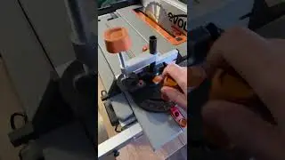 Piła stołowa Evolution R255TBL+, unboxing