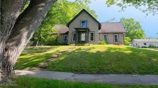 8121 Maple Avenue, Garrettsville, OH Presented by Bambi Brown.