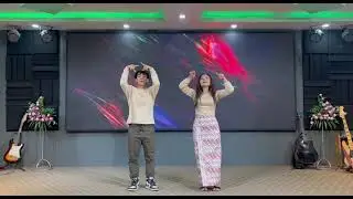 သူမြင်နေတယ် with Sayama Phyo