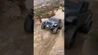 Cleghorn on Jeep Gladiator 2020
